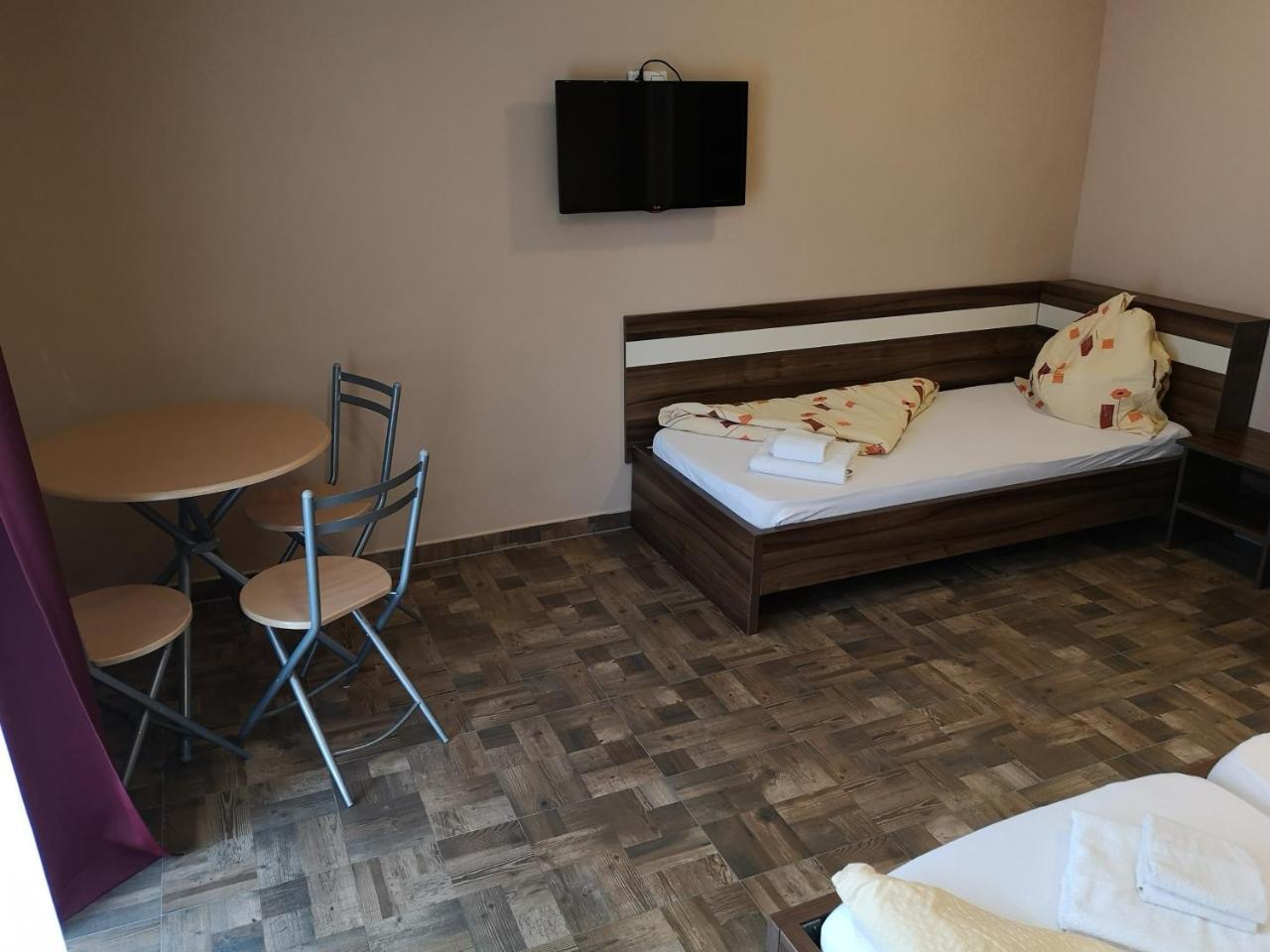 Borostyan Panzio Balatonfuered Bed and Breakfast Exteriör bild